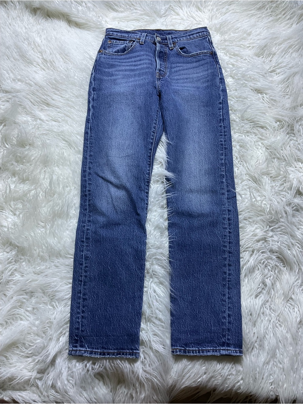 Levi’s 501 Original Fit Women's Jeans in Erin Can't Wait - Picture 1 of 6
